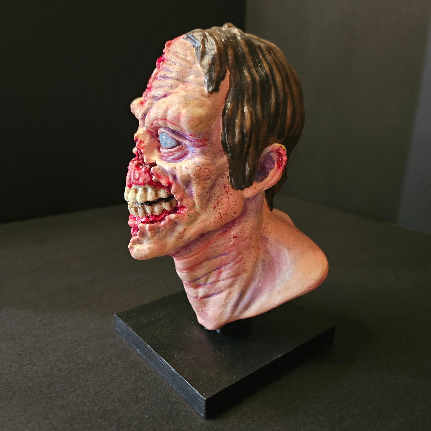 Zombie bust